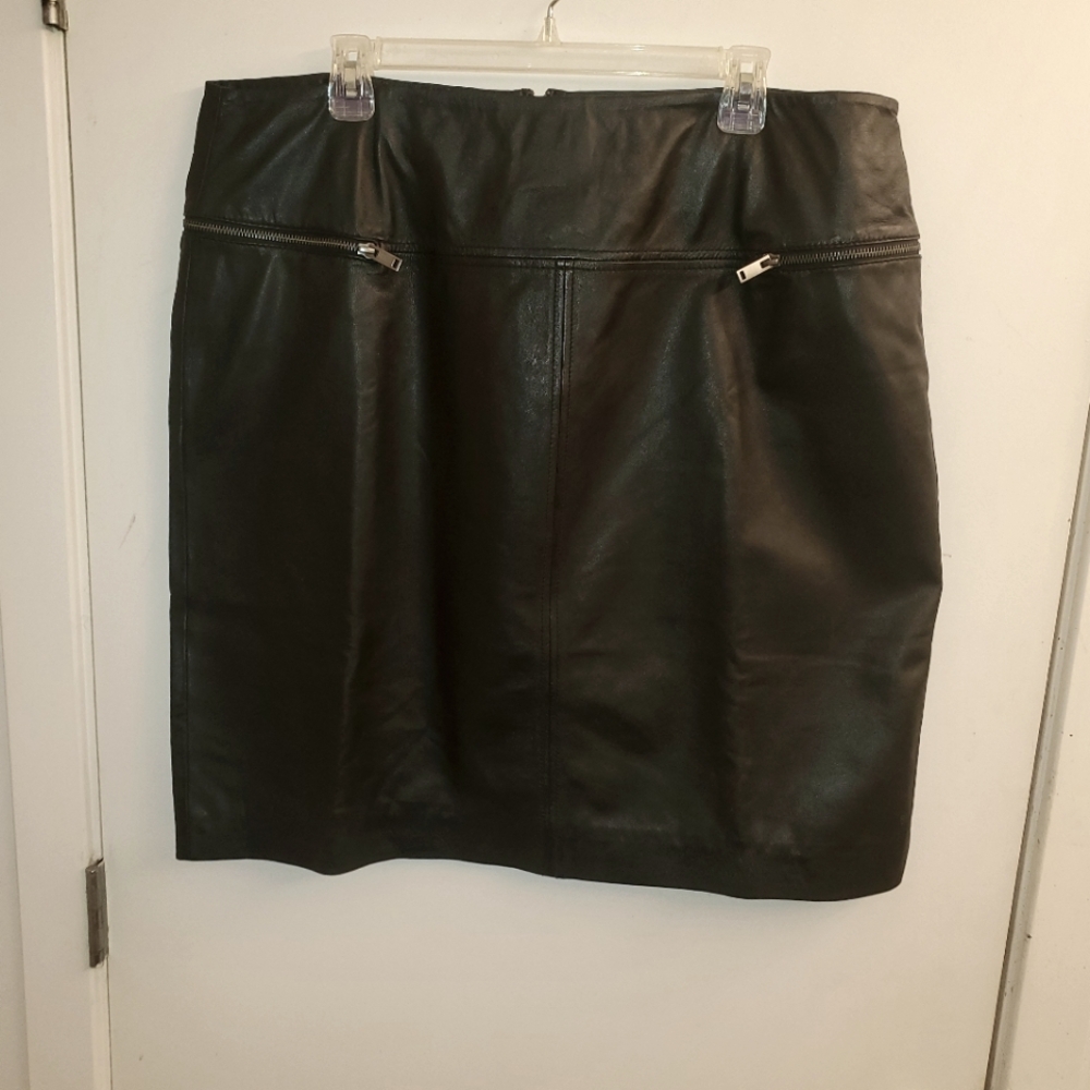 NWT Leather Skirt, black, sz 18